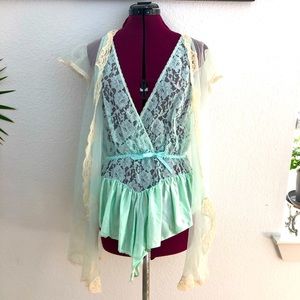 Vintage teddy and robe peignoir set